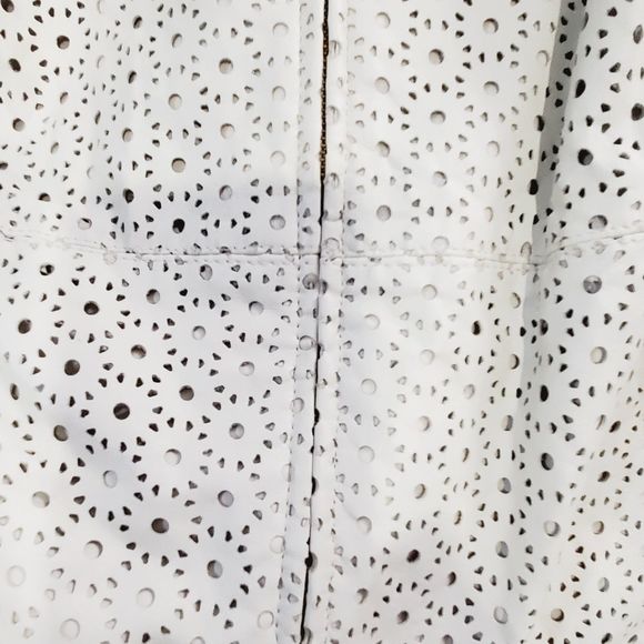 Isaac Mizrahi Live laser cut leather zip up jacket coat  cream yellow  Medium - Picture 5 of 15